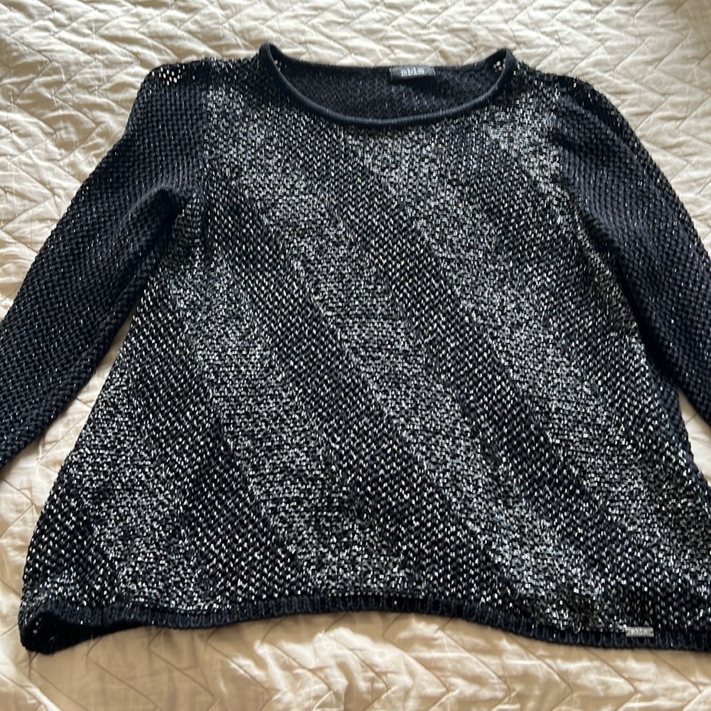 Mblm v neck sweater